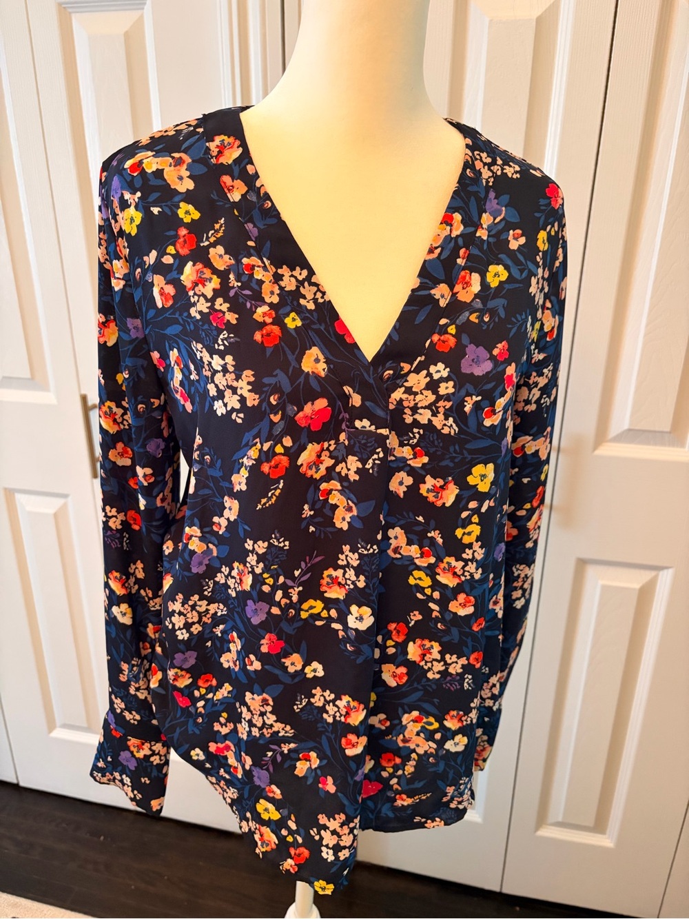 Ann Taylor Floral V-Neck Long-Sleeve Blouse - Navy Multi